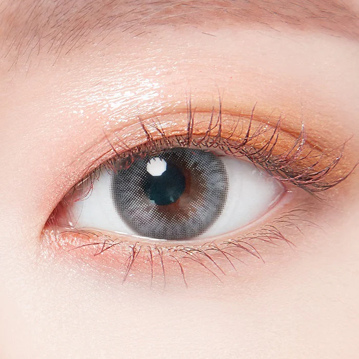 Lenstown Colored Contacts ThriceS Gray (1-Month / 1 Pack) - Image 3